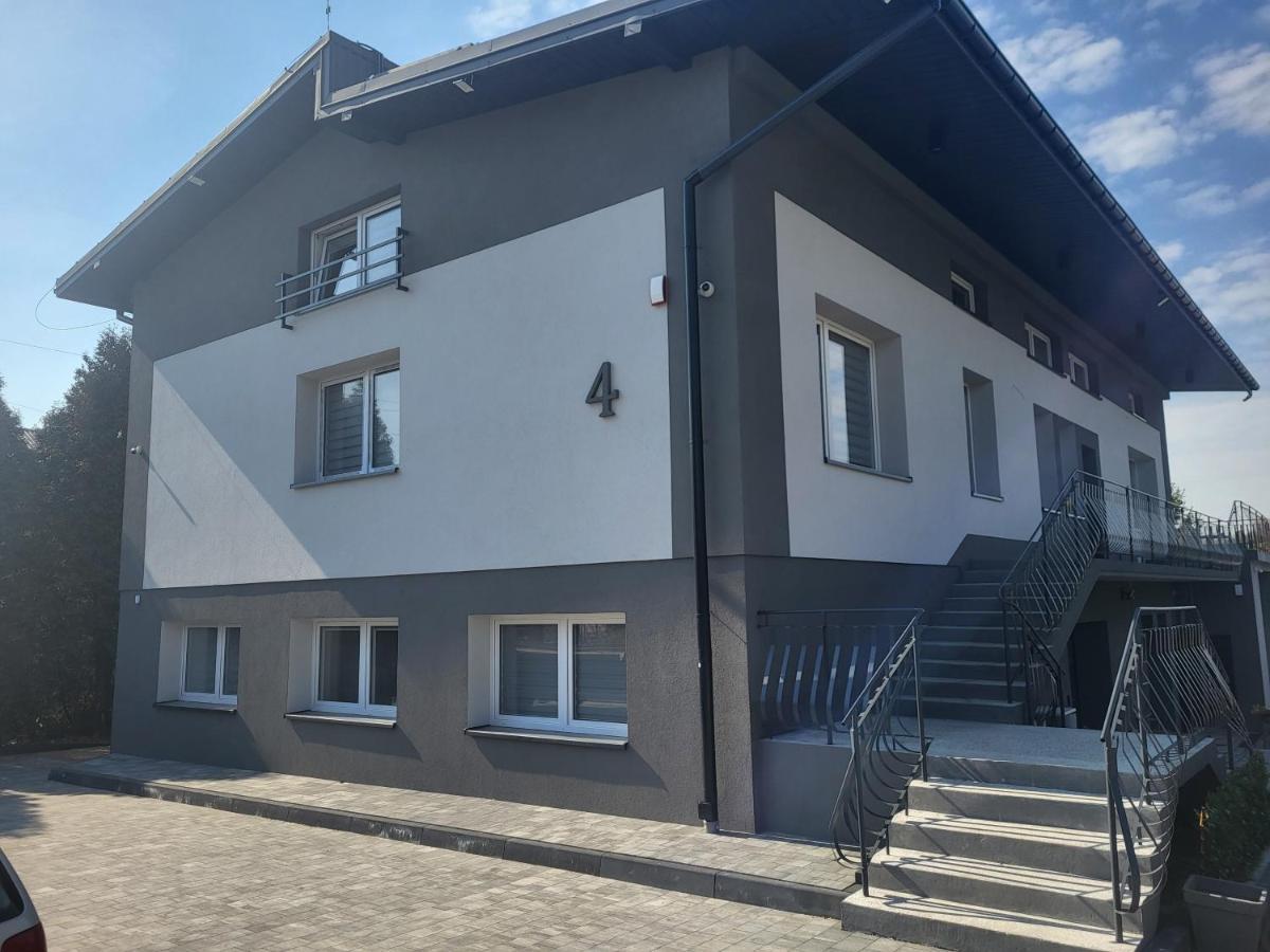 Happy 4 Aparthotel Krosno Ngoại thất bức ảnh