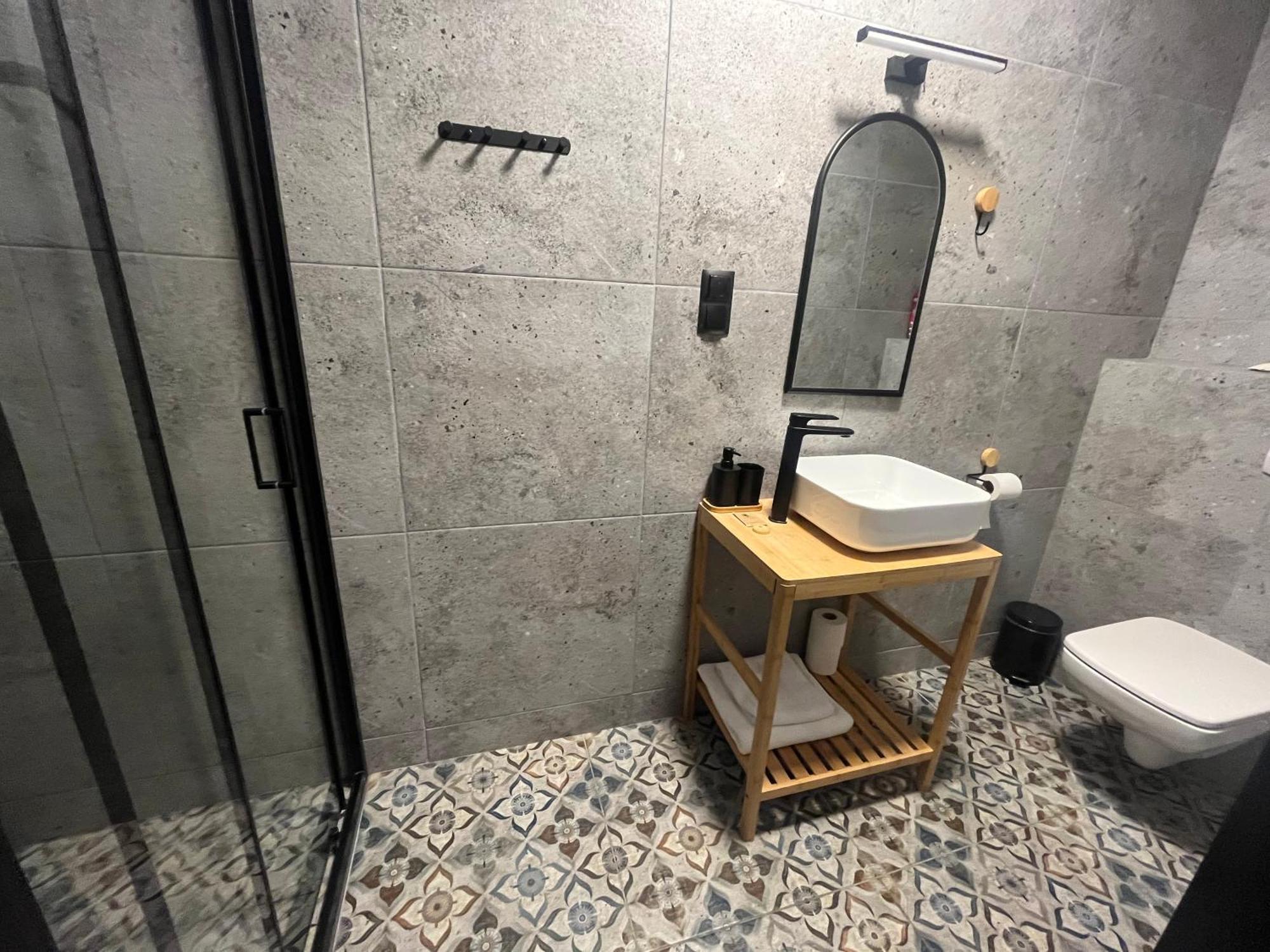Happy 4 Aparthotel Krosno Ngoại thất bức ảnh