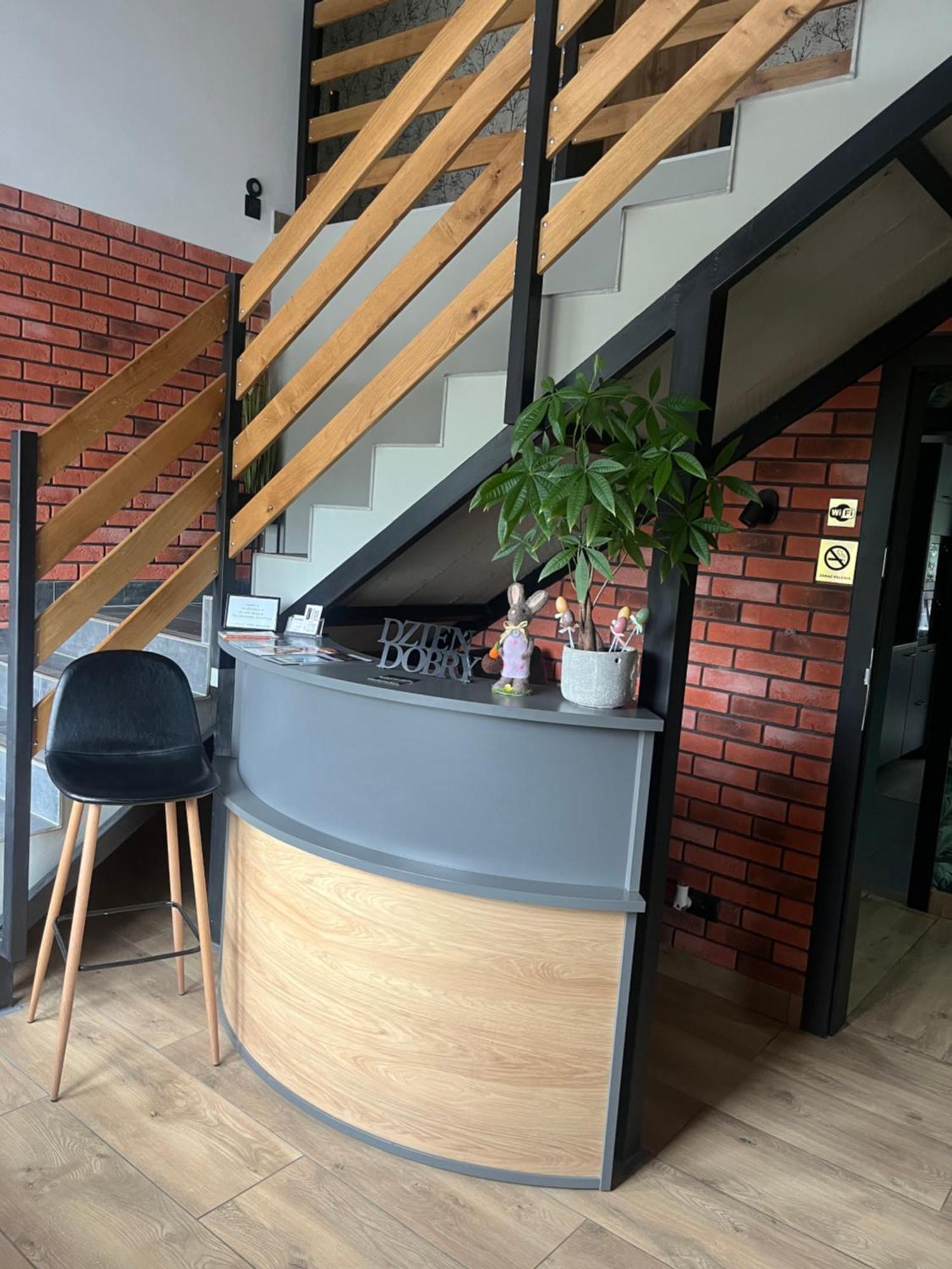 Happy 4 Aparthotel Krosno Ngoại thất bức ảnh